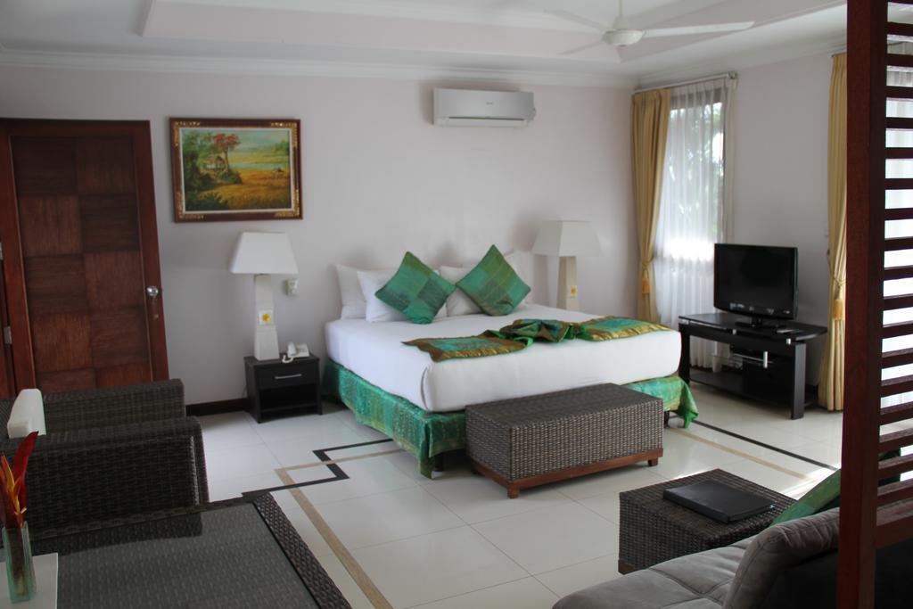 Jimbaran Cliffs Private Pool Hotel & Spa Exterior foto